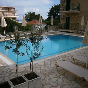 2* Aparthotel Petros